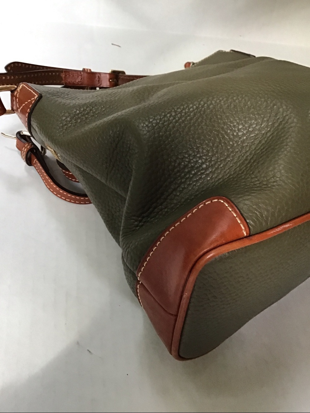 Dooney & Bourke Green Pebble Leather Crossbody with Brown Trim - Picture 5 of 14